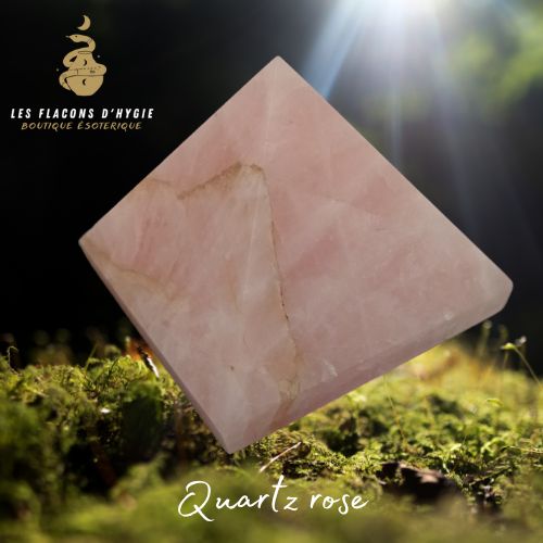 pyramide quartz rose (copie)