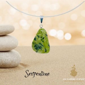 pendentif pierre roulée serpentine